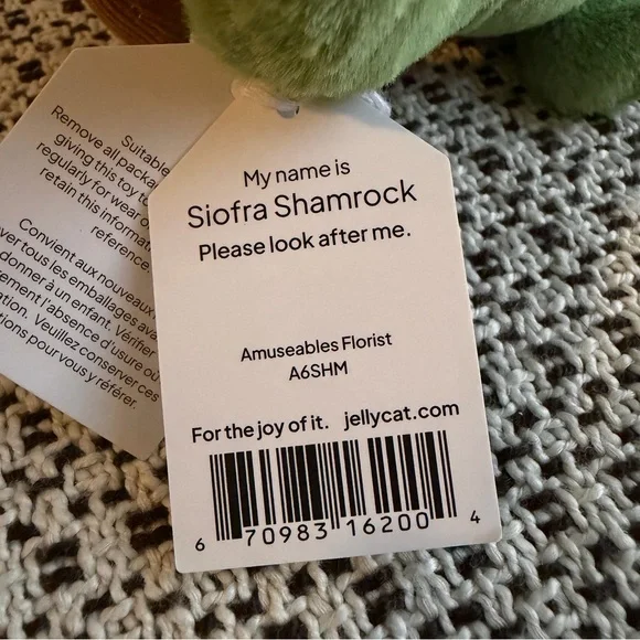 Jellycat Siofra Shamrock - Picture 6 of 7